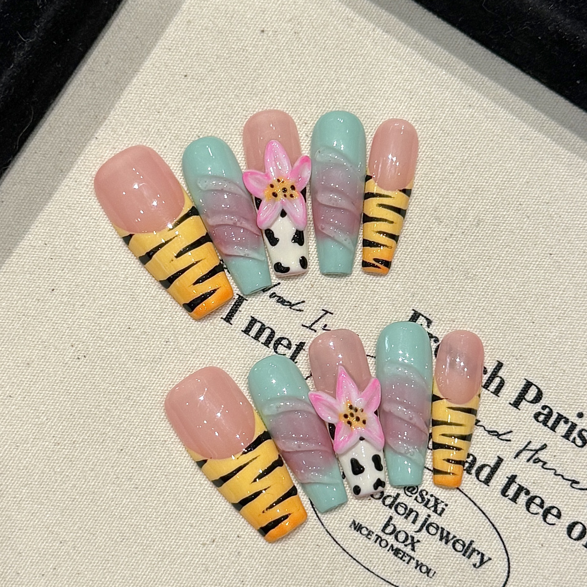 Resin Art Flower - 10pcs Pure Hand Pressed Coffin Nail