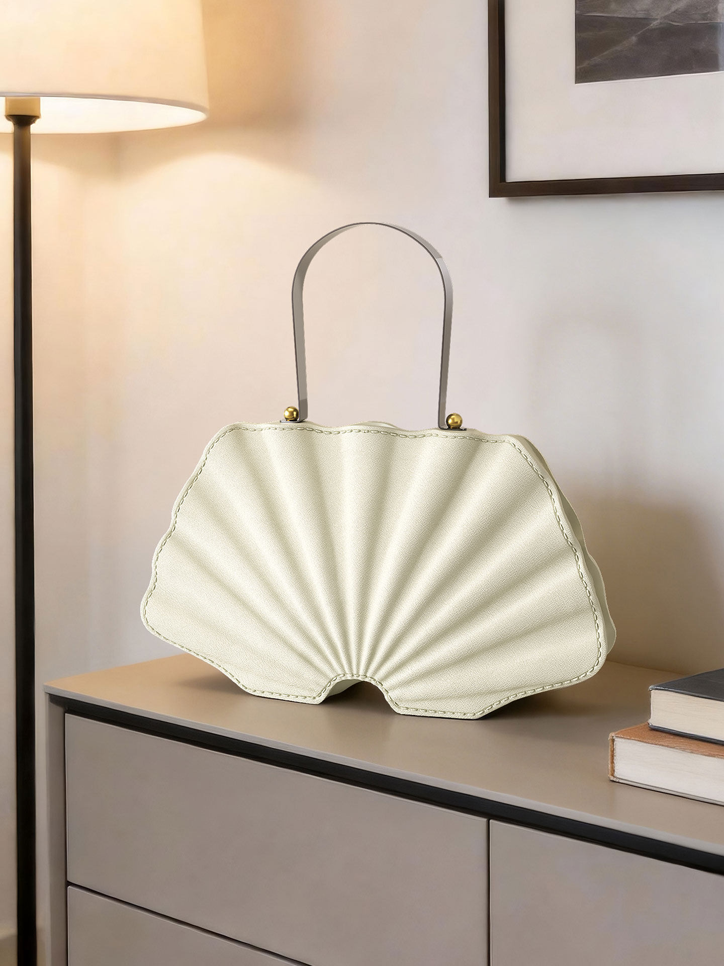 Creative Shell Bag Statue Art  - Resin Art For Anniversary Gift recension och pris