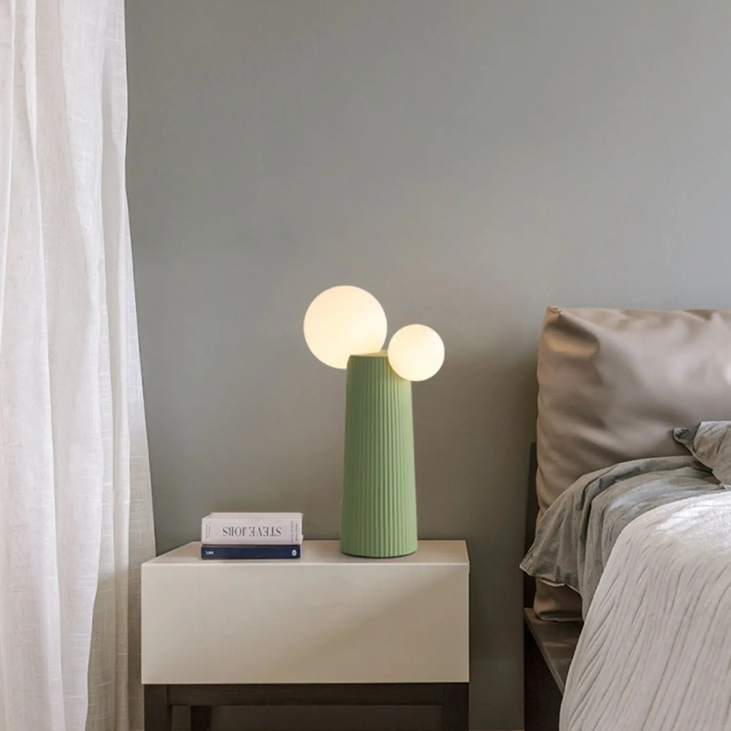 French Cream Style Master Bedr - Resin Art On Floor recension och pris