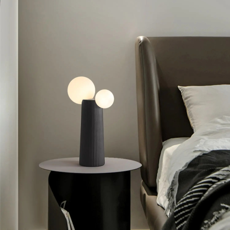 French Cream Style Master Bedr - Resin Art On Floor recension och pris