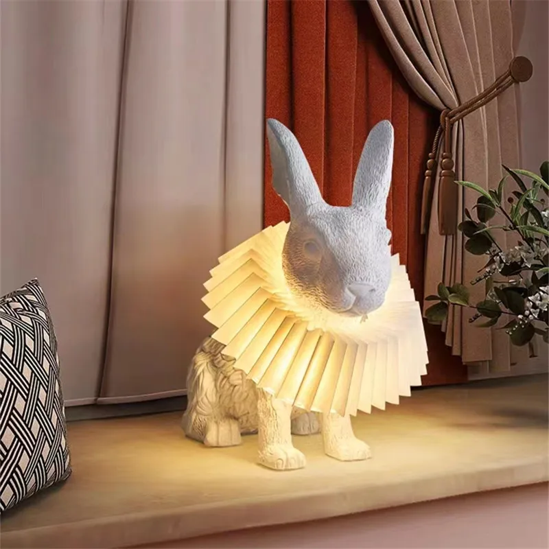 Modern Adorable Rabbit Table L - Resin Art On Floor recension och pris