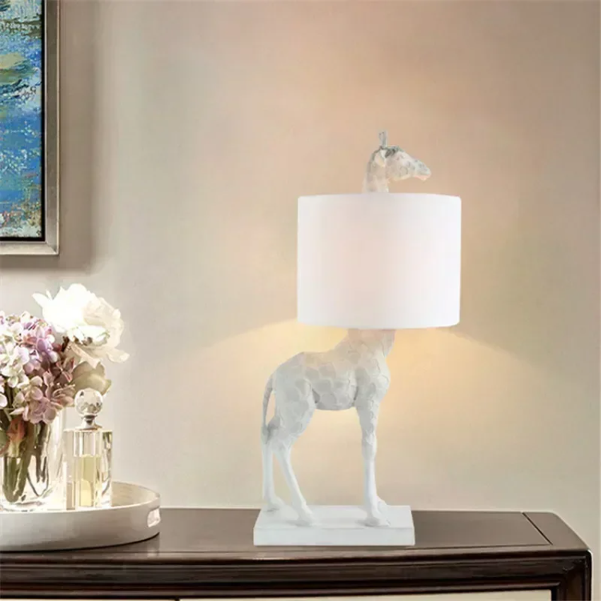 Nordic Style Giraffe Desk Lamp - Resin Art On Floor recension och pris